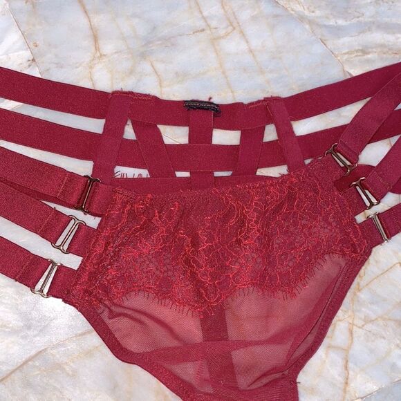VS Maroon vintage very sexy Chantilly lace strappy mesh thong panty small - Picture 3 of 5